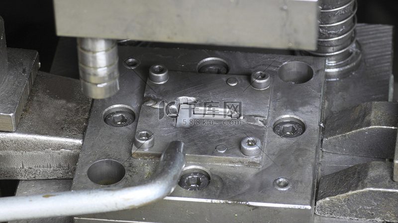 家电模具设计与制造：看似一体，实则两套逻辑