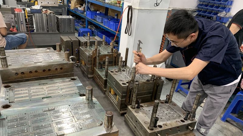 汽车保险杠模具尺寸揭秘：如何选择优质厂家
