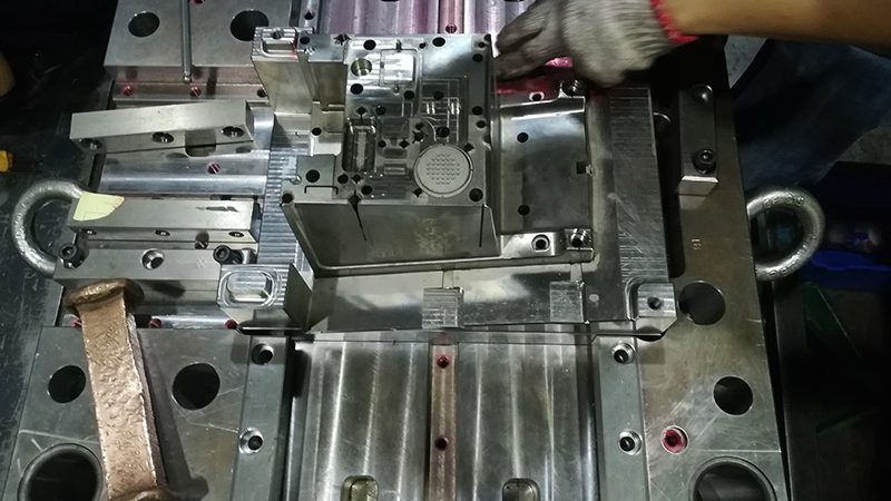 热作模具热处理注意事项